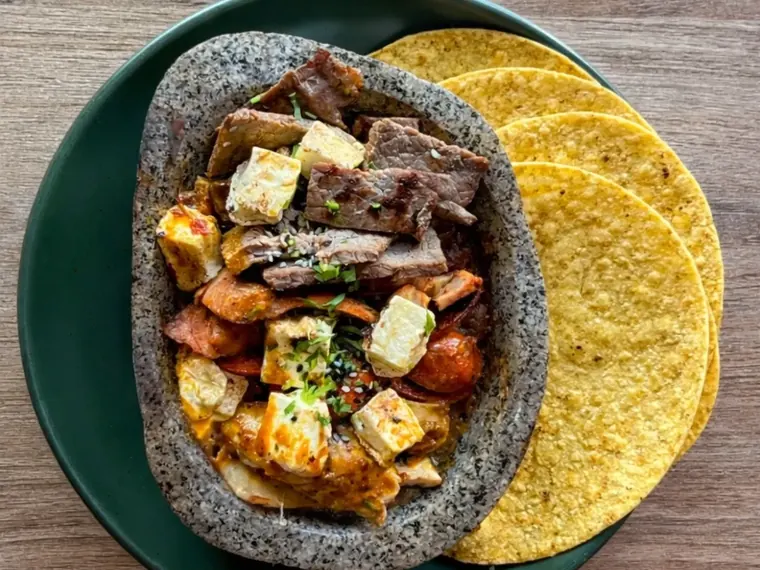 Molcajete
